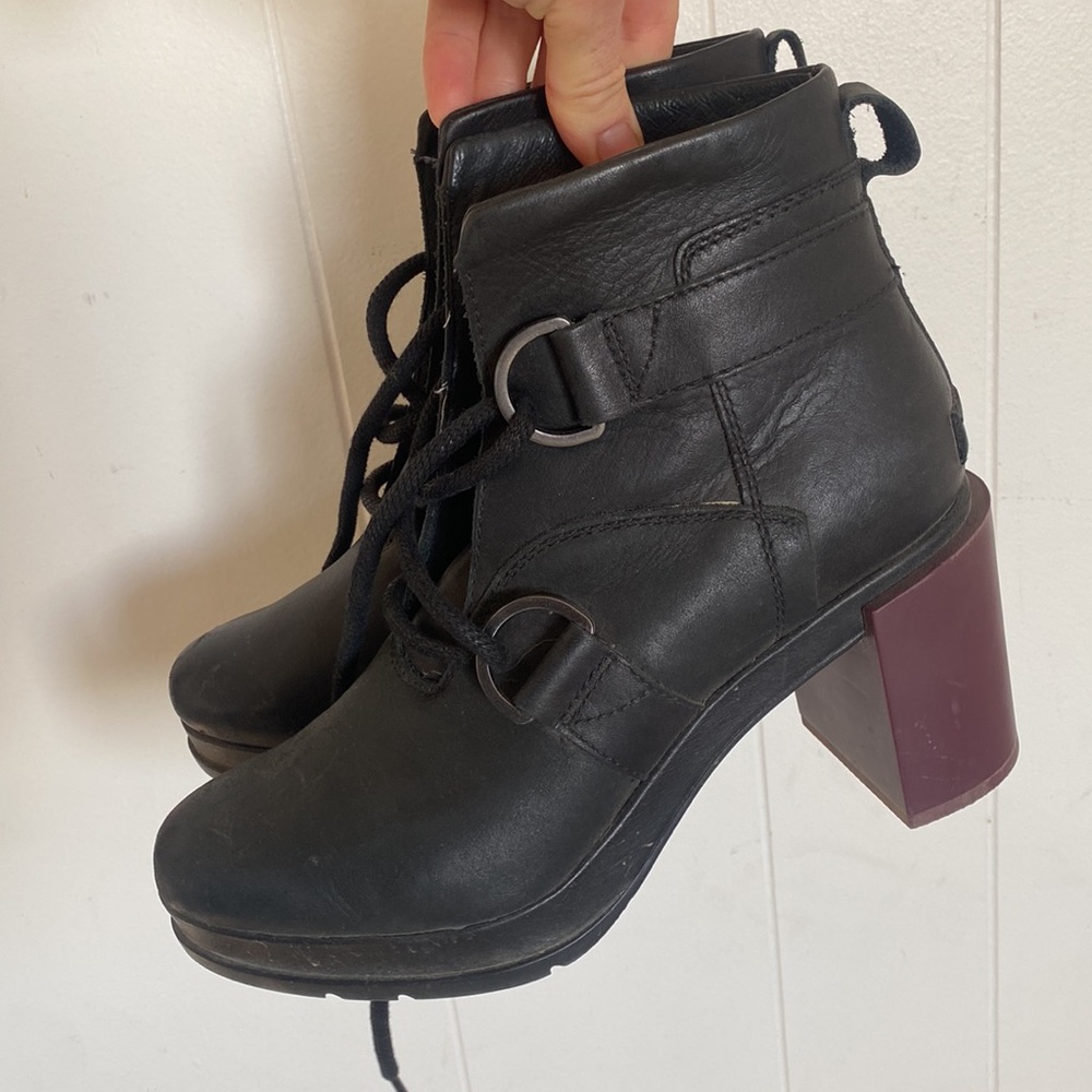 Sorel Margo Black Waterproof Leather Lace Up Ankle Boots 8